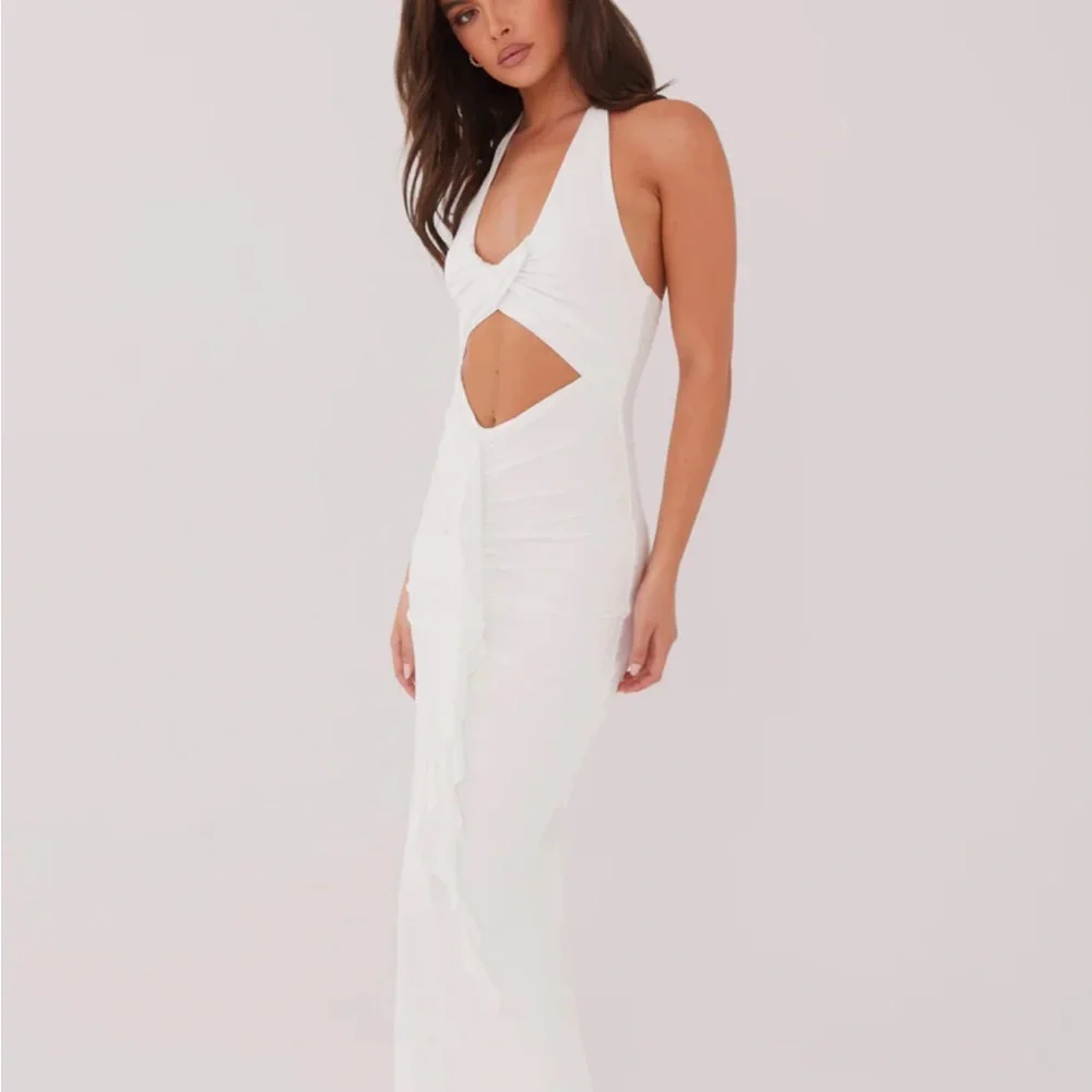 Allanna Frill Maxi Dress - White - Picture 2 of 4